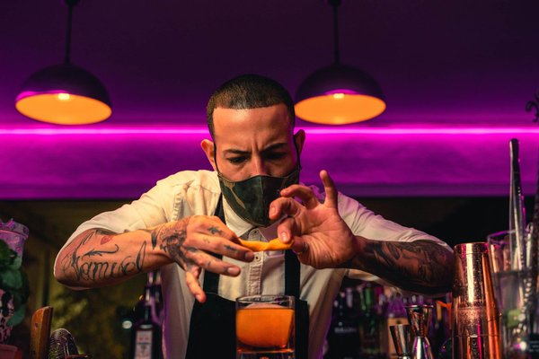 Quels sont les accessoires indispensables pour bien équiper son bar ?