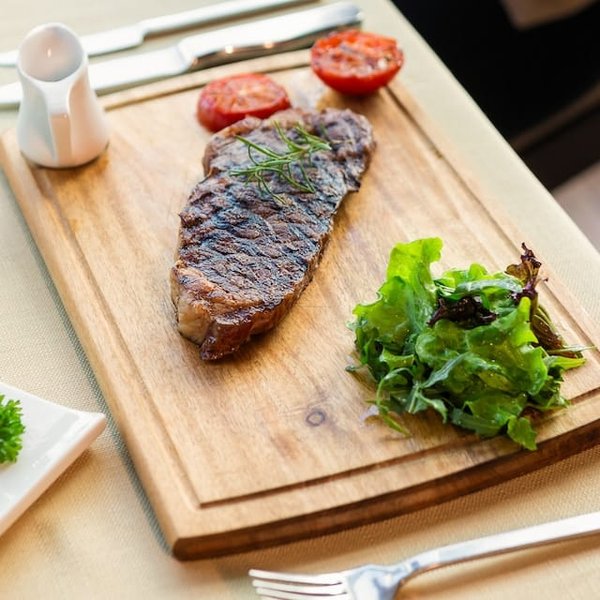 Découvrez les ingrédients et les épices indispensables pour cuisiner des plats du monde !